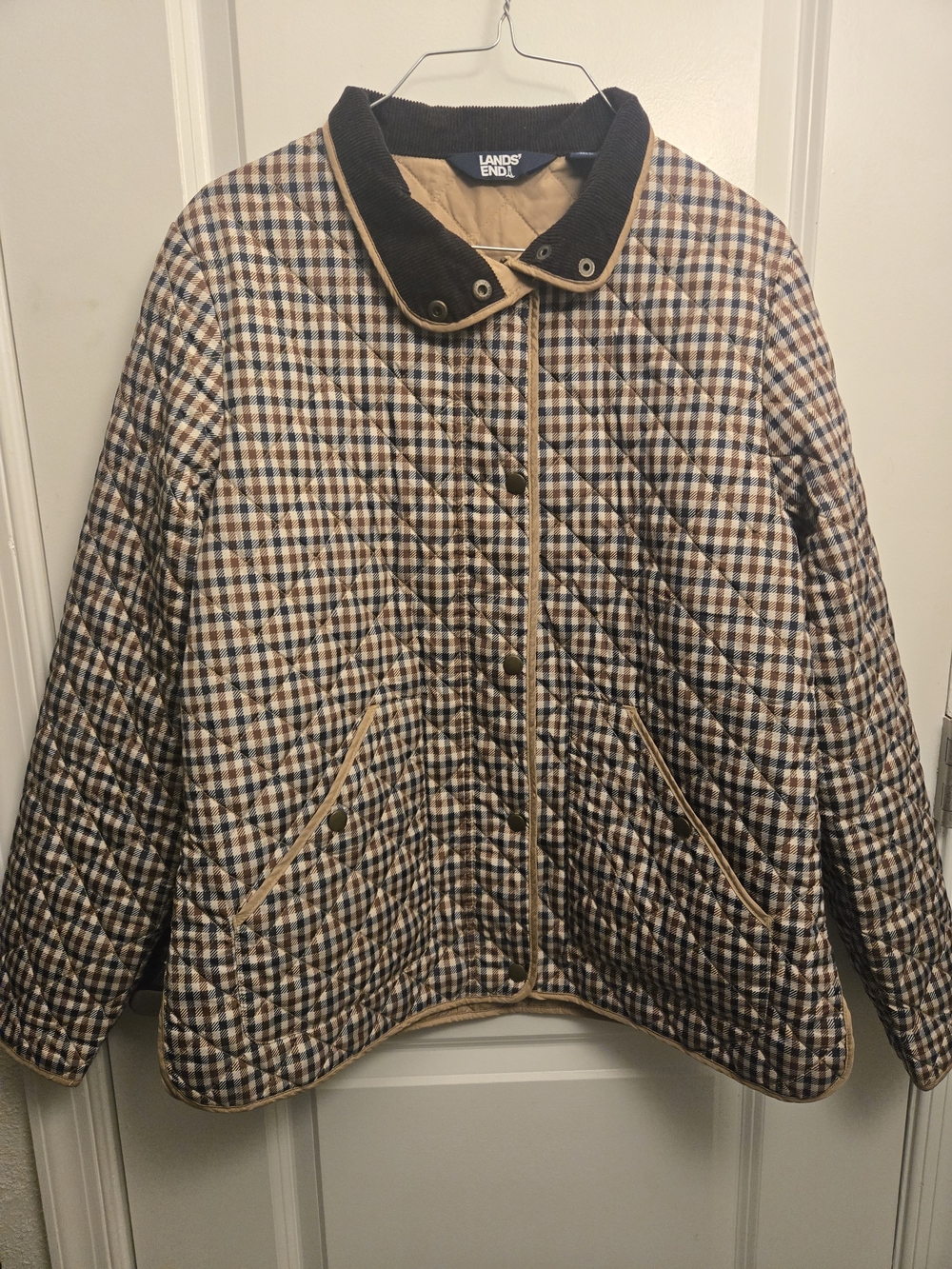 Lands' End Women’s Quilted Plaid Jacket in Beige & Navy